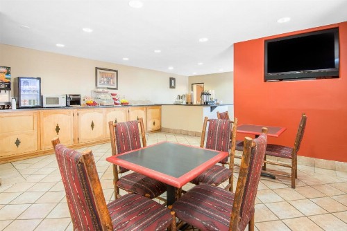 Hawthorn Suites by Wyndham Albuquerque - image 6