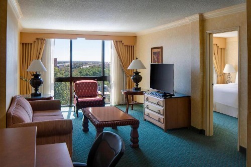 Albuquerque Marriott Pyramid North - image 13