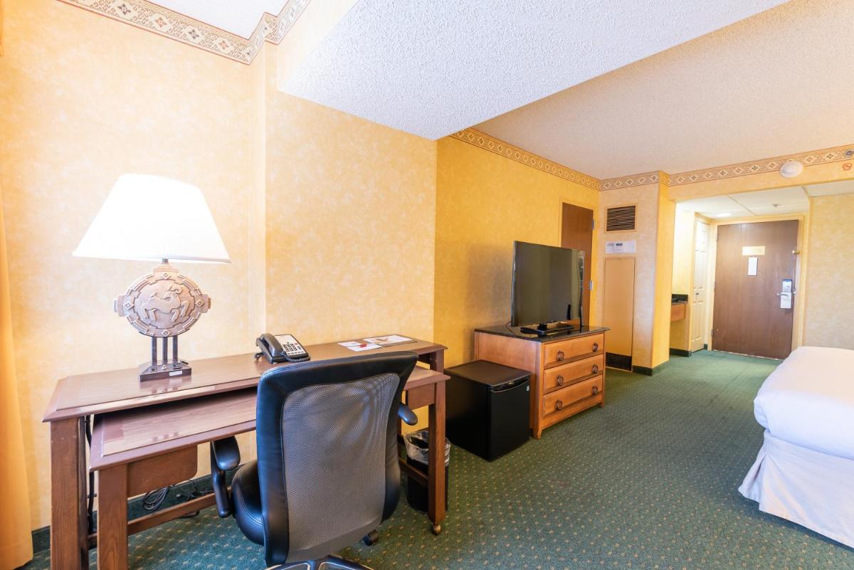 Albuquerque Marriott Pyramid North - image 3