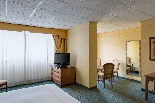 Albuquerque Marriott Pyramid North - image 40