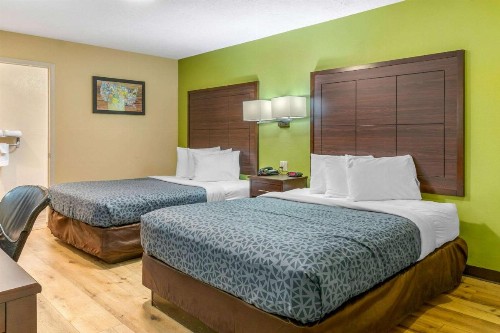 Econo Lodge West Albuquerque - image 13