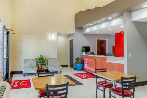 Econo Lodge West Albuquerque - image 37