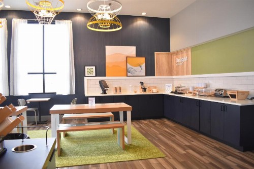 Best Western Plus Executive Suites Albuquerque - image 38