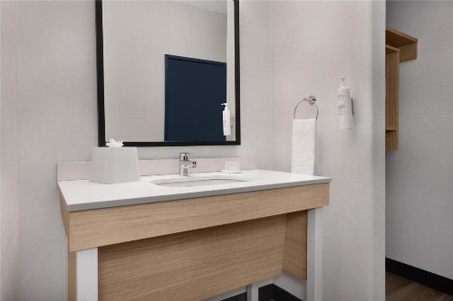 Best Western Plus Executive Suites Albuquerque - image 49