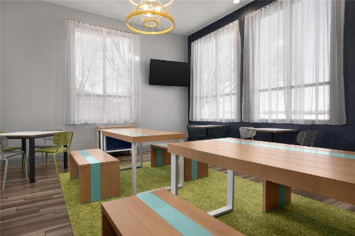 Best Western Plus Executive Suites Albuquerque - image 8