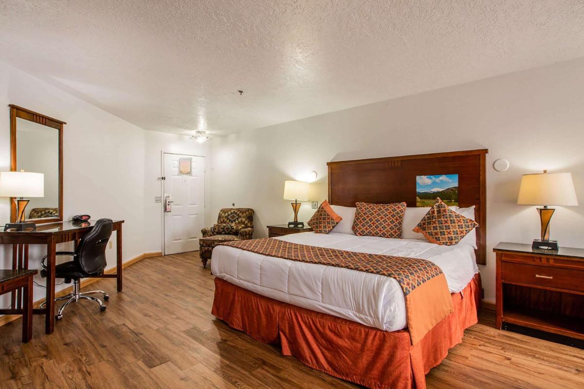 Sandia Peak Inn at Old Town Albuquerque - image 5