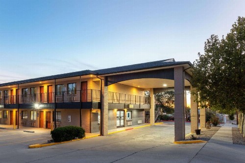Travelodge by Wyndham Albuquerque East - image 10