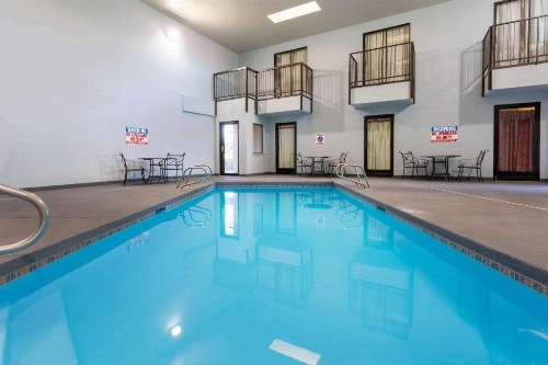 Travelodge by Wyndham Albuquerque East - image 3