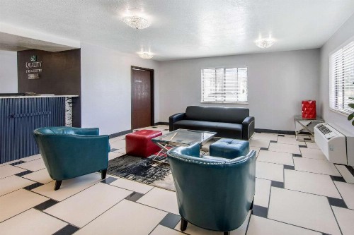 Quality Inn & Suites Albuquerque North near Balloon Fiesta Park - image 9