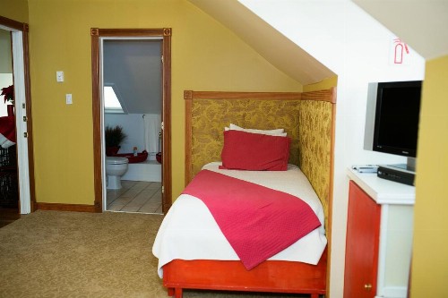 El Cuervo ABQ Guest Rooms - image 3