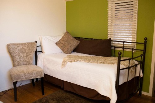 El Cuervo ABQ Guest Rooms - image 5