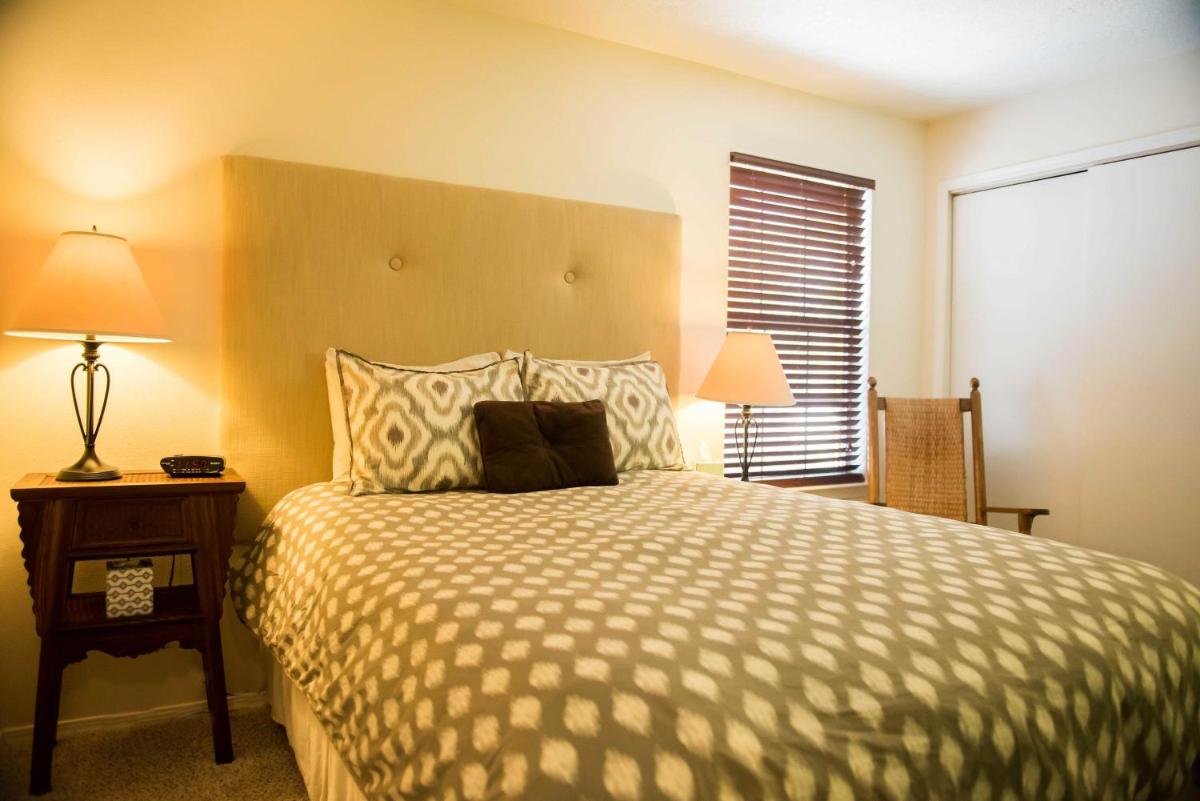 El Cuervo ABQ Guest Rooms - image 7