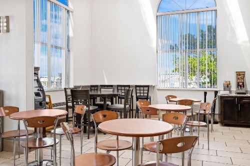 SureStay Hotel by Best Western Albuquerque Midtown - image 16