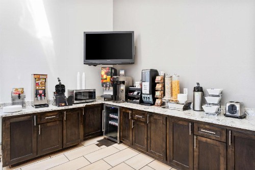 SureStay Hotel by Best Western Albuquerque Midtown - image 17