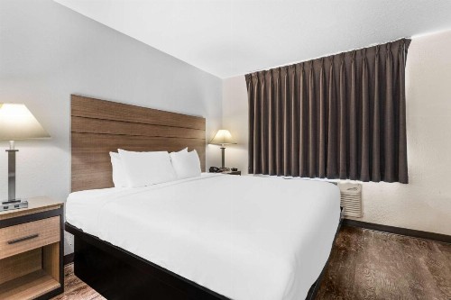 SureStay Hotel by Best Western Albuquerque Midtown - image 28
