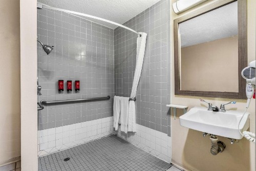 SureStay Hotel by Best Western Albuquerque Midtown - image 8