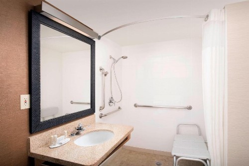 Fairfield Inn & Suites by Marriott Albuquerque Airport - image 13