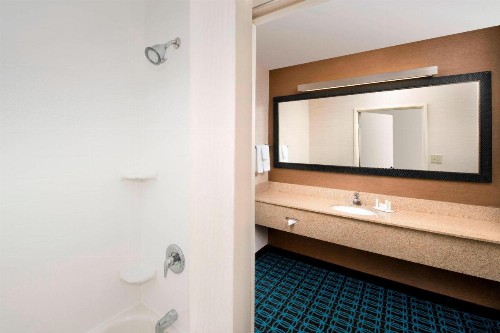 Fairfield Inn & Suites by Marriott Albuquerque Airport - image 14