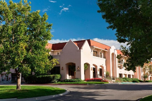 Fairfield Inn Albuquerque University Area - image 3