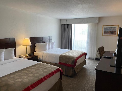 Ramada by Wyndham Albuquerque Midtown - image 18