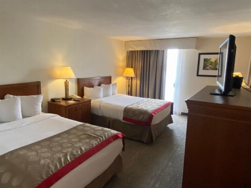 Ramada by Wyndham Albuquerque Midtown - image 19