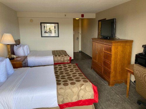 Ramada by Wyndham Albuquerque Midtown - image 21