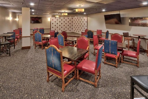Ramada by Wyndham Albuquerque Midtown - image 6