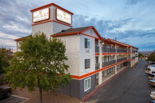 Siegel Select Albuquerque 2 - image 8