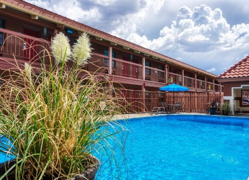 San Mateo Inn - image 7