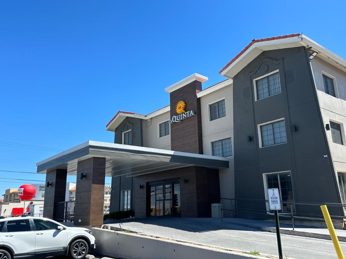 La Quinta Inn by Wyndham Albuquerque Airport - main image