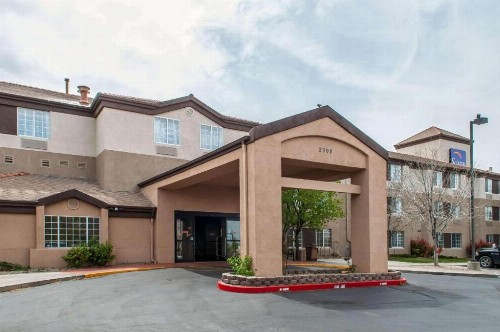 Sleep Inn Albuquerque Airport - image 3