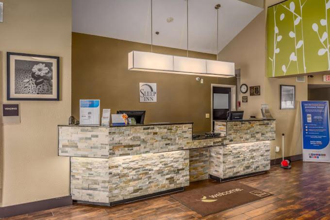 Sleep Inn Albuquerque Airport - image 5