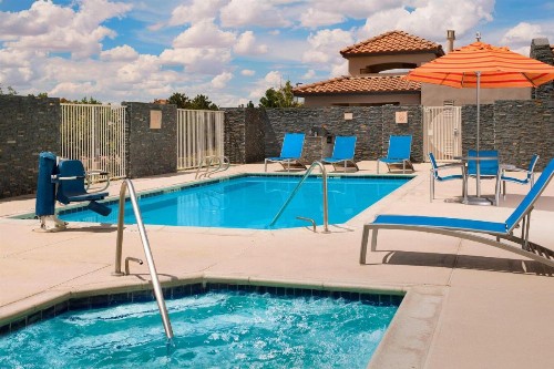 TownePlace Suites by Marriott Albuquerque Airport - image 2
