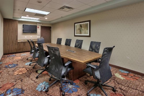 Hilton Garden Inn Albuquerque Airport - image 9