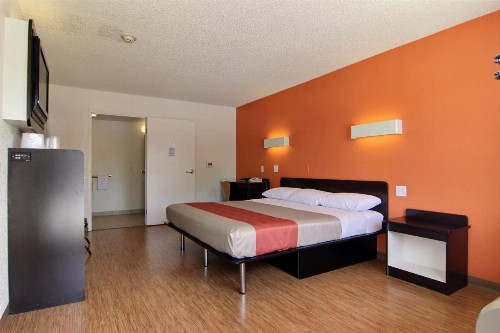 Motel 6-Albuquerque NM - Coors Road - image 23