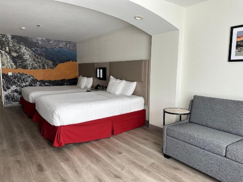 La Quinta Inn & Suites by Wyndham Albuquerque Midtown - image 19