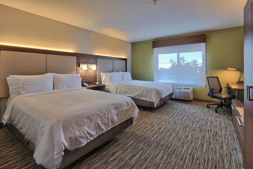 Holiday Inn Express Hotel & Suites Albuquerque Historic Old Town an IHG Hotel - image 3