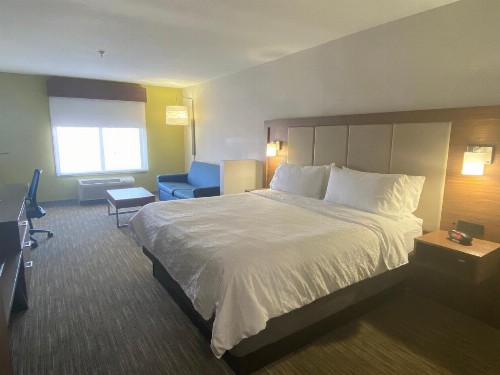 Holiday Inn Express Hotel & Suites Albuquerque Historic Old Town an IHG Hotel - image 5