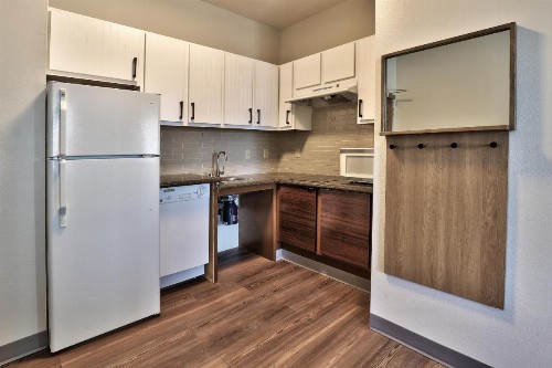 Staybridge Suites - Albuquerque Airport an IHG Hotel - image 38