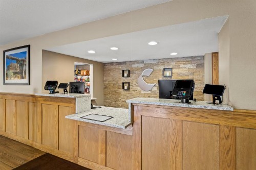 Comfort Inn & Suites Albuquerque Downtown - image 14