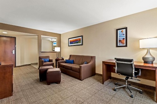 Comfort Inn & Suites Albuquerque Downtown - image 34