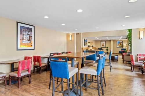 Comfort Inn & Suites Albuquerque Downtown - image 39