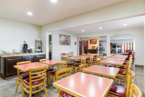 Red Roof Inn Albuquerque - Midtown - image 13