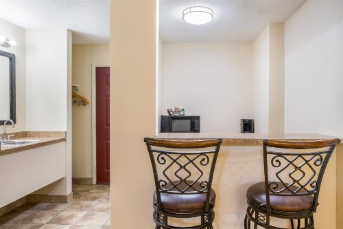 Red Roof Inn Albuquerque - Midtown - image 25