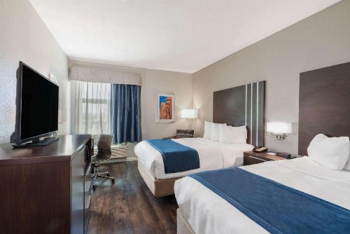 Baymont by Wyndham Albuquerque Airport - image 12