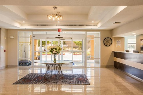 Baymont by Wyndham Albuquerque Airport - image 22