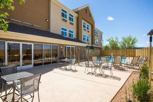 Baymont by Wyndham Albuquerque Airport - image 40
