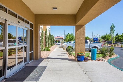 Baymont by Wyndham Albuquerque Airport - image 47
