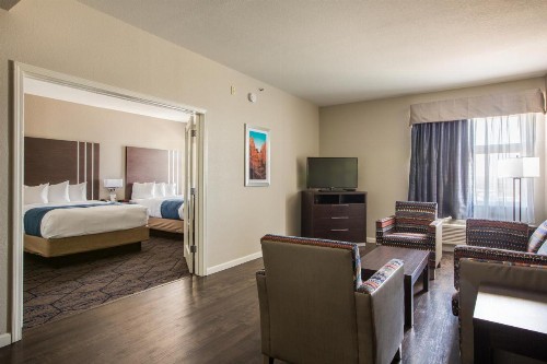 Baymont by Wyndham Albuquerque Airport - image 48