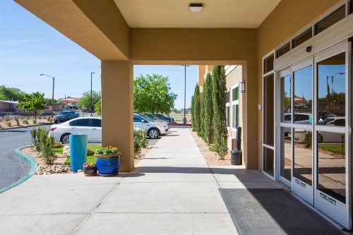 Baymont by Wyndham Albuquerque Airport - image 49